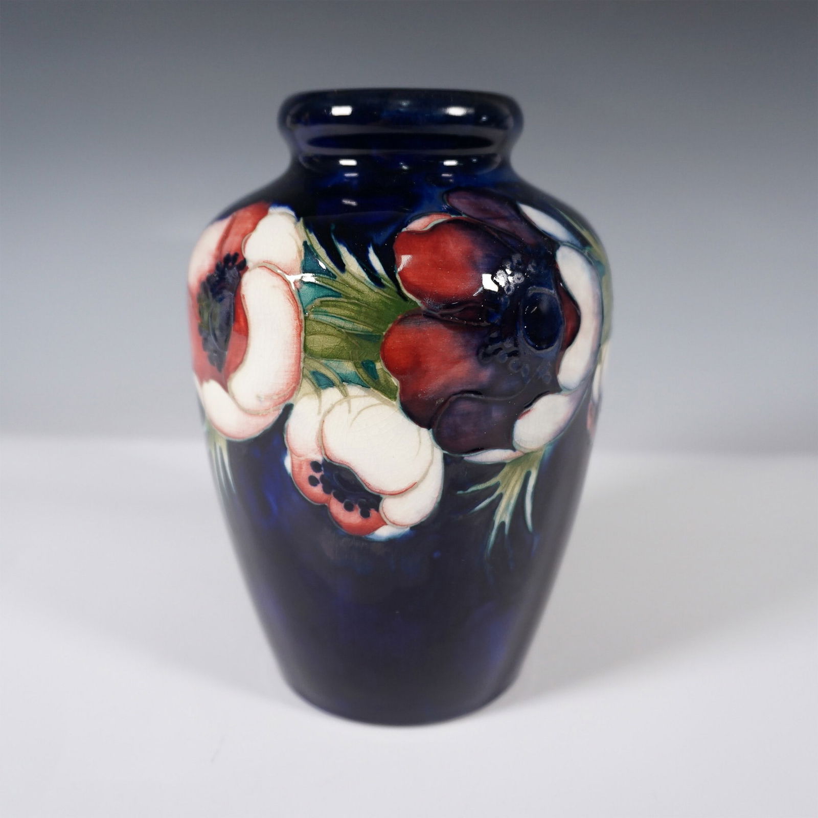 Moorcroft Pottery Vase, Anemone (1 of 4)