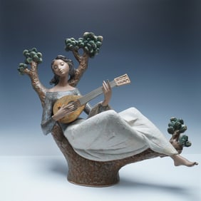 Lladro Girl with Guitar Limited Edition Matte Finish Sculpture 01012016