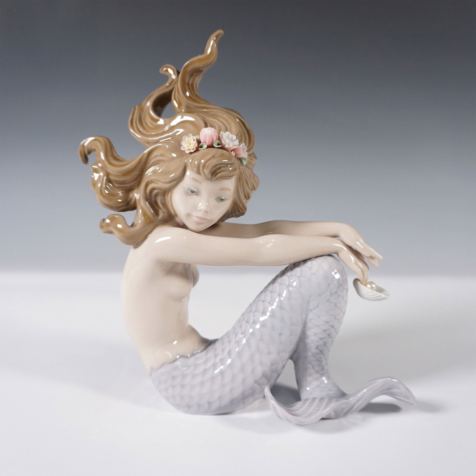 Lladro Porcelain Figurine, Illusion 1001413 (1 of 4)