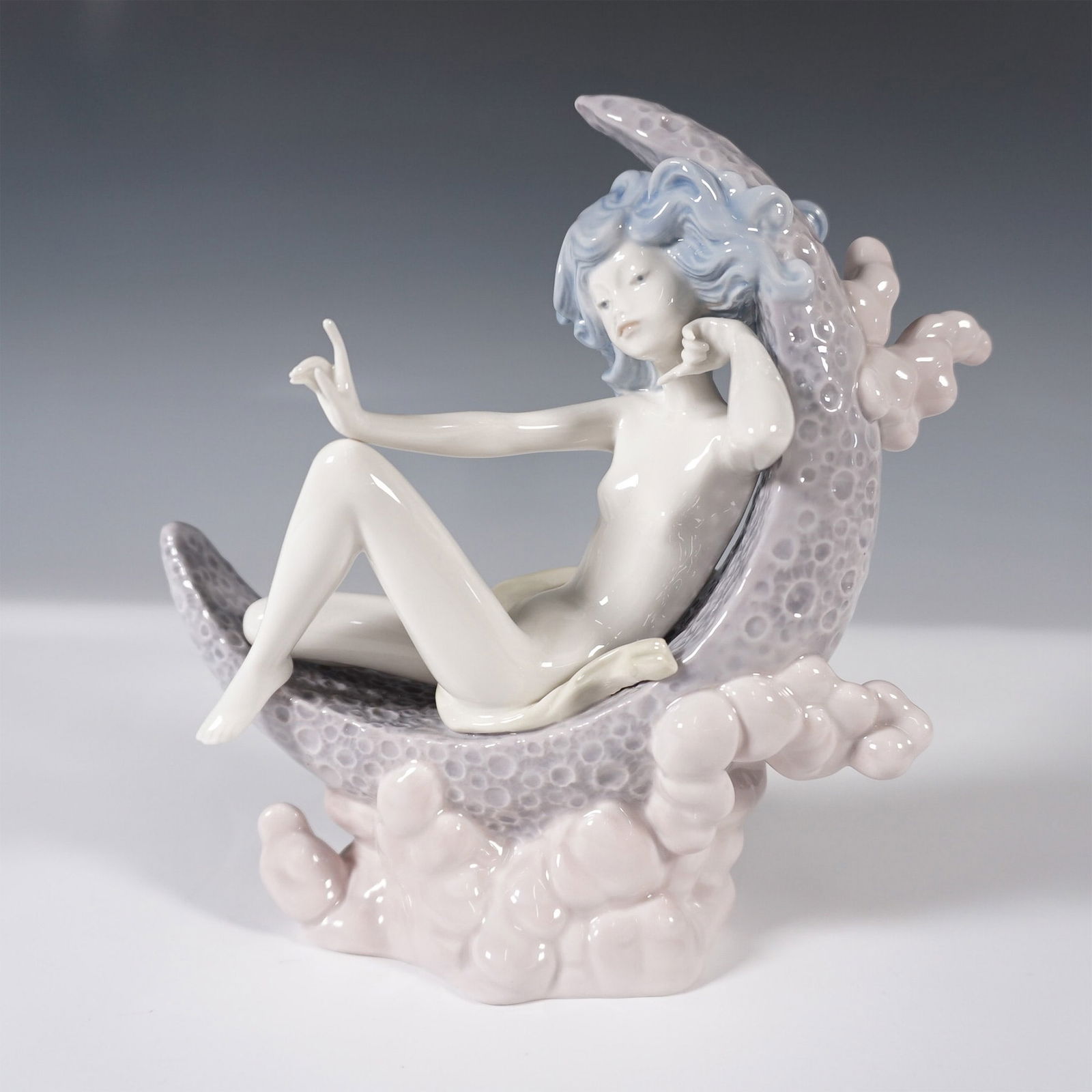 Lladro Porcelain Figurine, Moon Glow 1001436 (1 of 4)