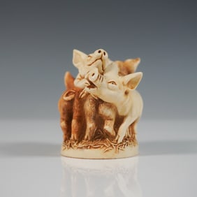 Harmony Kingdom "Hog Heaven" Treasure Jest Box Figurine