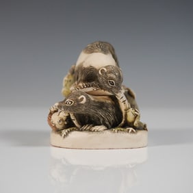 Harmony Kingdom Treasure Jest Box Figurine, Foul Play