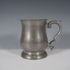 Williamsburg Pewter Tankard Engraved Diary of a Mad Housewife 1970