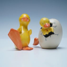 Vintage Salt and Pepper Shaker Set, Duck and Hatching Duckling