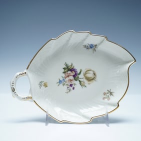 Royal Copenhagen Leaf Shape Pickle Dish, Frijsenborg