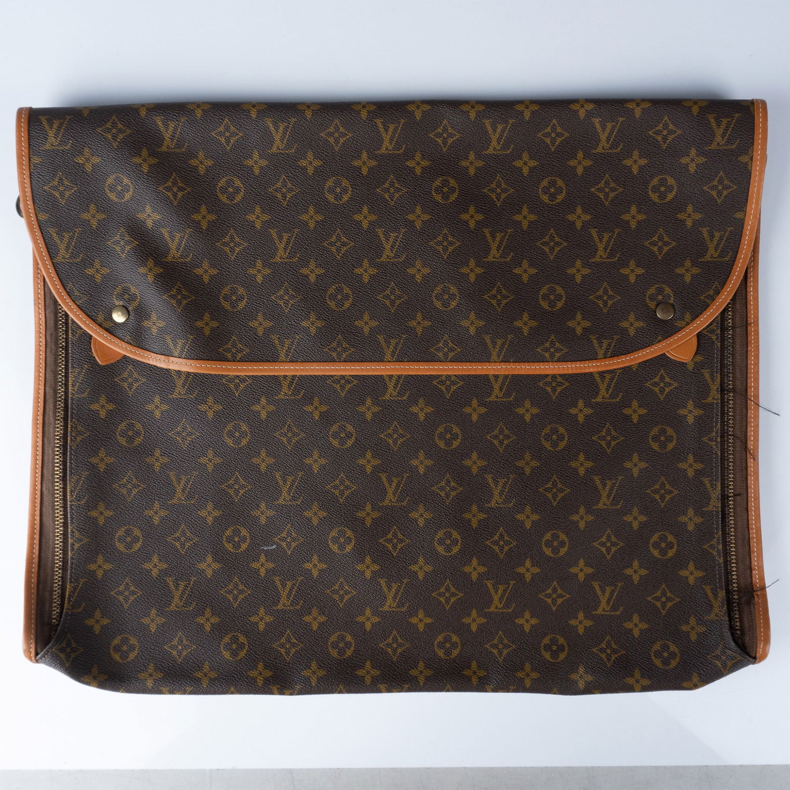 Louis Vuitton Monogram Canvas Garment Cover (1 of 7)