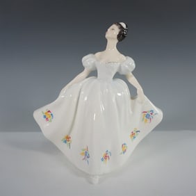 Royal Doulton Figurine, Kate HN2789