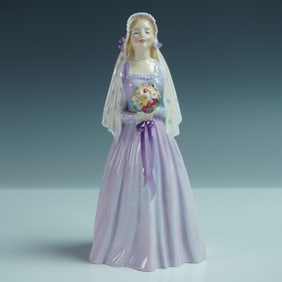 Royal Doulton Figurine 'Sweet Maid' HN2092