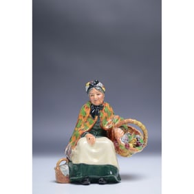 Royal Doulton Figurine, Old Lavender Seller HN1492