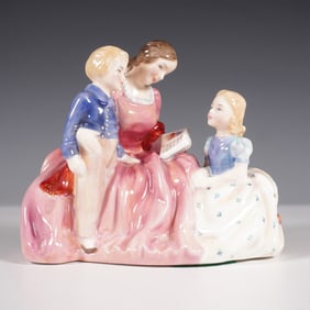 Royal Doulton Figurine, The Bedtime Story HN2059