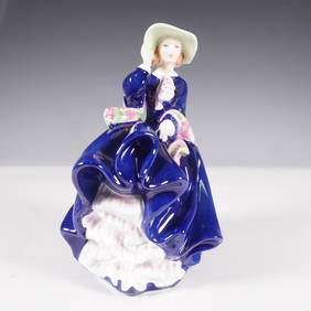 Royal Doulton LE Figurine, Top of the Hill HN3735A (1 of 5)