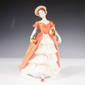 Royal Doulton Prestige Figure of the Year, Lady Victoria May HN5131