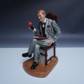 Royal Doulton Figurine, Antique Dealer HN 4424
