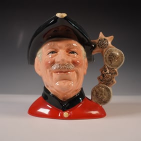 Royal Doulton Chelsea Pensioner Character Jug, D6817