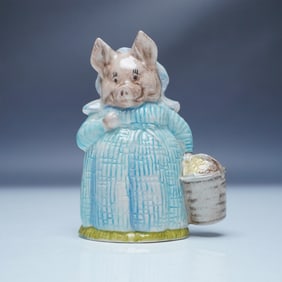Aunt Pettitoes Figurine, Royal Albert Beatrix Potter Coll.