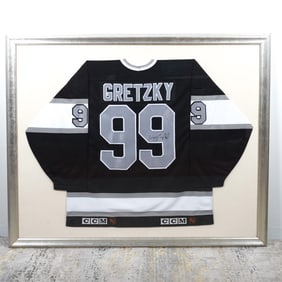 Wayne Gretzky Signed and Framed Jersey with COA