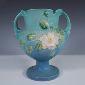 Roseville Pottery Vase, White Rose (1 of 5)