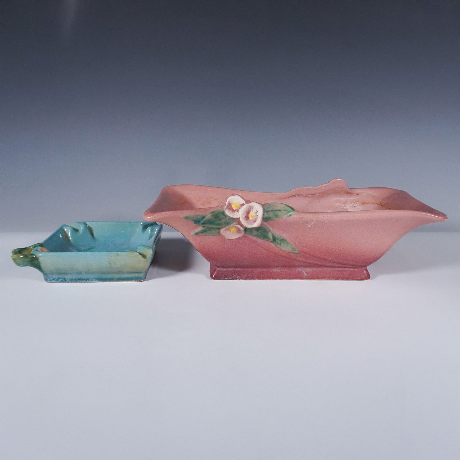 2pc Roseville Pottery Mock Orange Planter and Wincraft Ashtray (1 of 6)