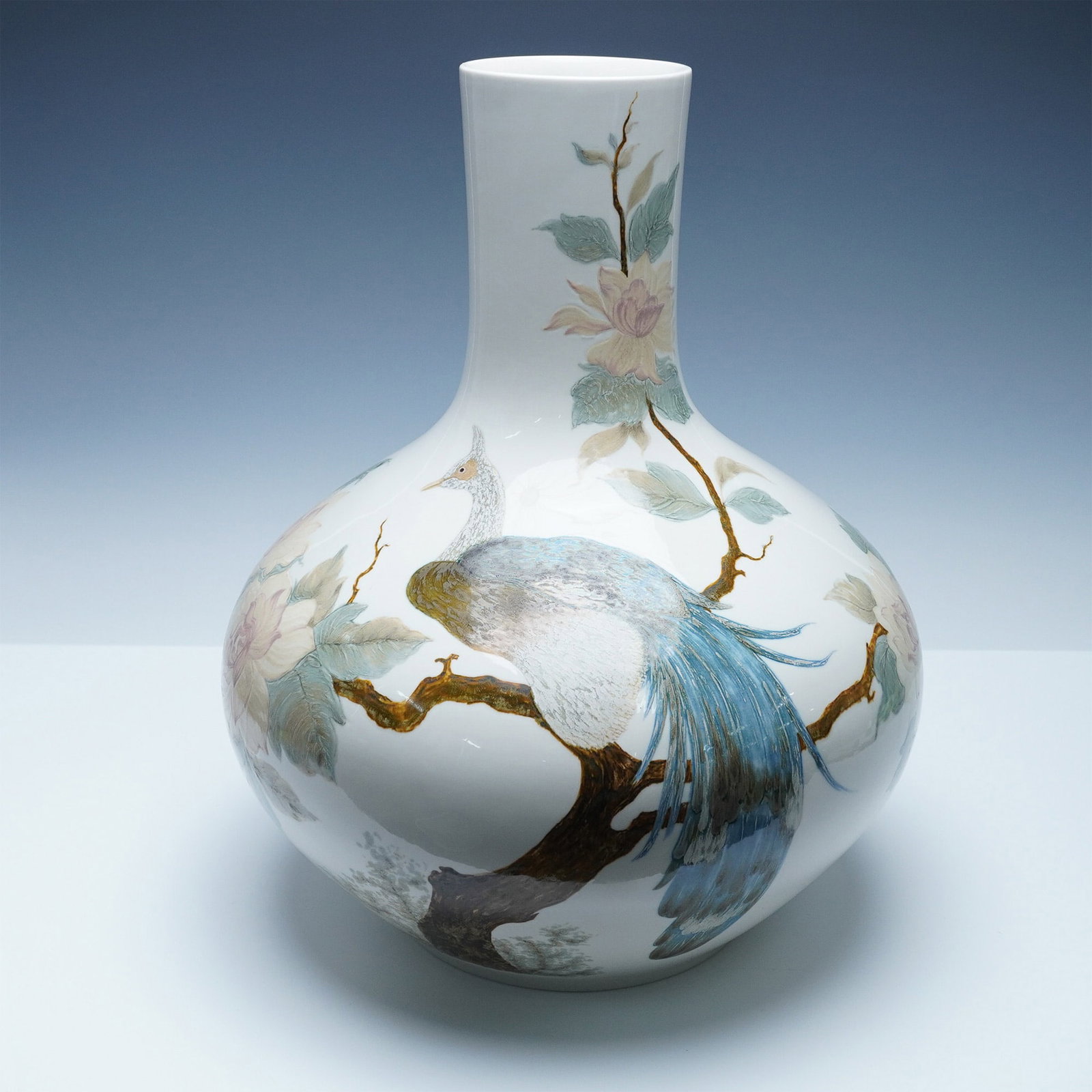 Lladro Porcelain Paradise Vase 01001137 (1 of 6)