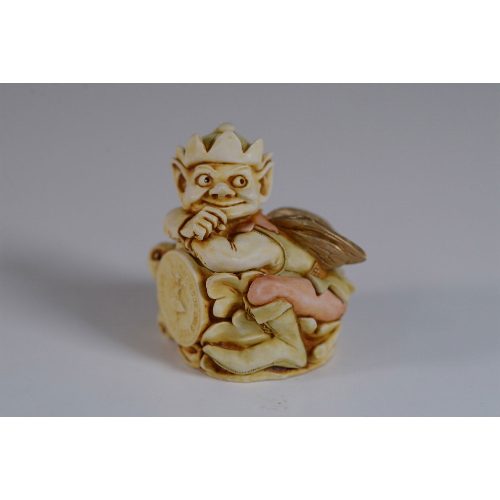 Clair de Lune Figure Box Josephine & Cat: Limited edition Clair de Lune Figure Box titled Josephine & Cat, numbered 18230 of 3600. This intricately crafted resin box depicts a lavishly adorned woman seated at a vanity, with elaborate drapery