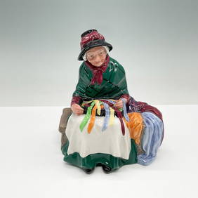 Royal Doulton Figurine, Silks and Ribbons HN2017 (1 of 3)