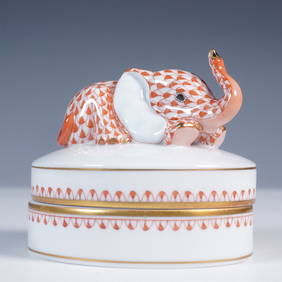 Herend Porcelain Baby Elephant Treasure Box (1 of 5)