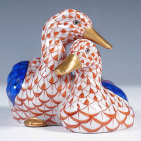 Herend Porcelain Figurine, Duck Pair in Rust Fishnet with Gold Detail (1 of 4)