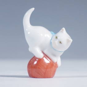 Herend Porcelain Figurine, Cat on Ball (1 of 3)