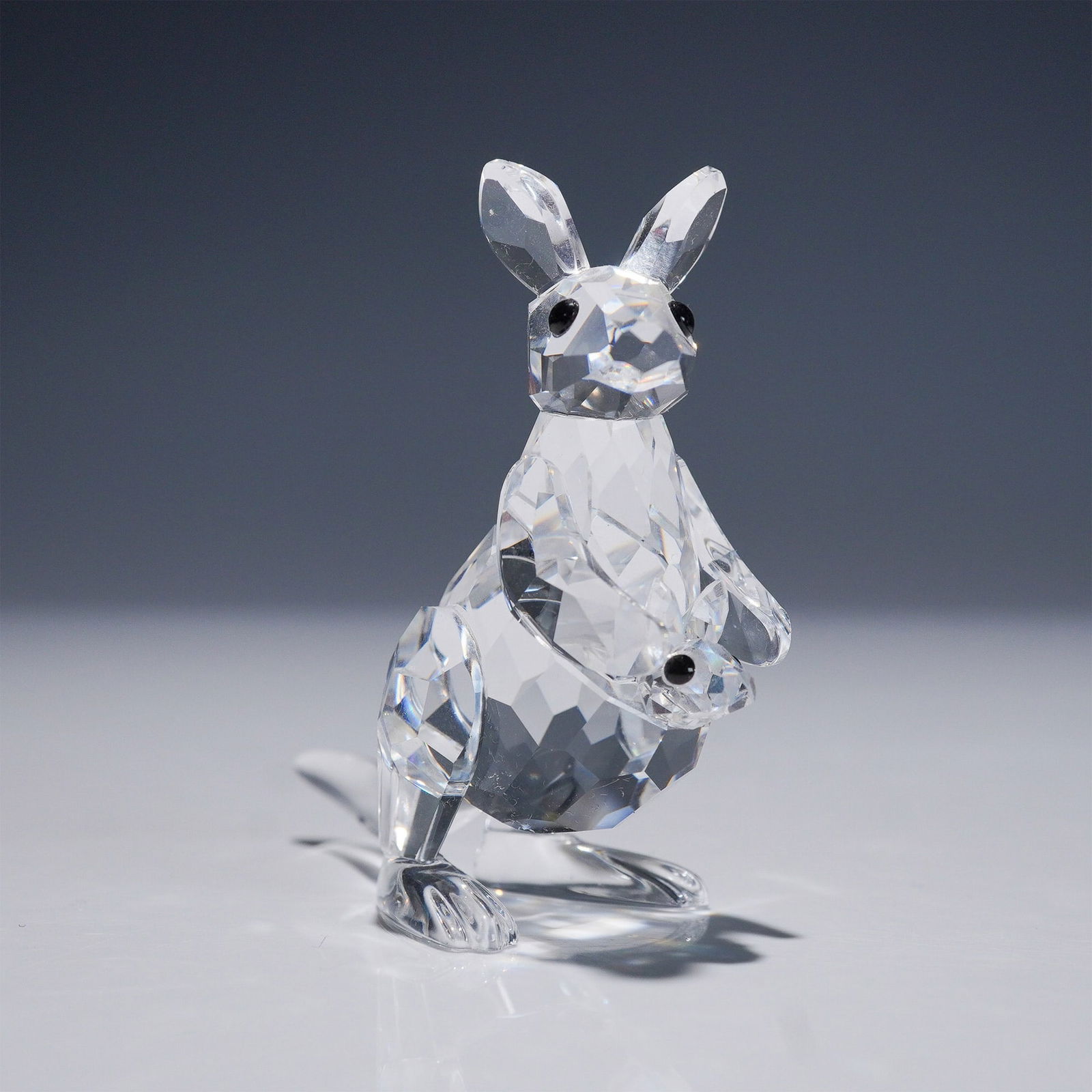 Swarovski Crystal Figurine, Kangaroo with Baby Joe 181756 (1 of 4)