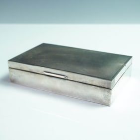 E & N Speak Silver Tobacciana Box