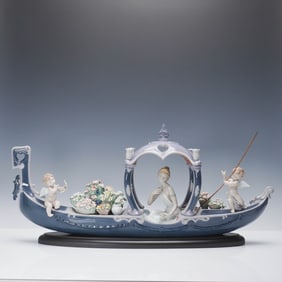 Lladro Limited Edition Figurine, Gondola of Love 01001870 with Base