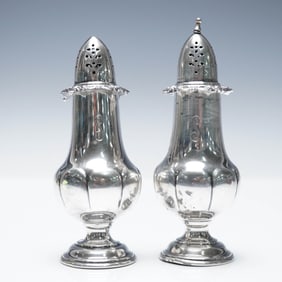 2pc Wallace Sterling Salt and Pepper Shakers, Baroque Grande