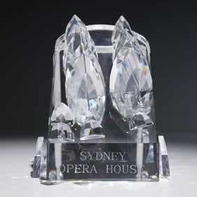 Crystal Sydney Opera House Souvenir Paperweight