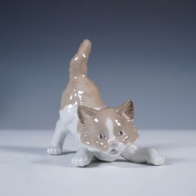 Scare-Dy No. 5091 - Lladro Porcelain Figurine