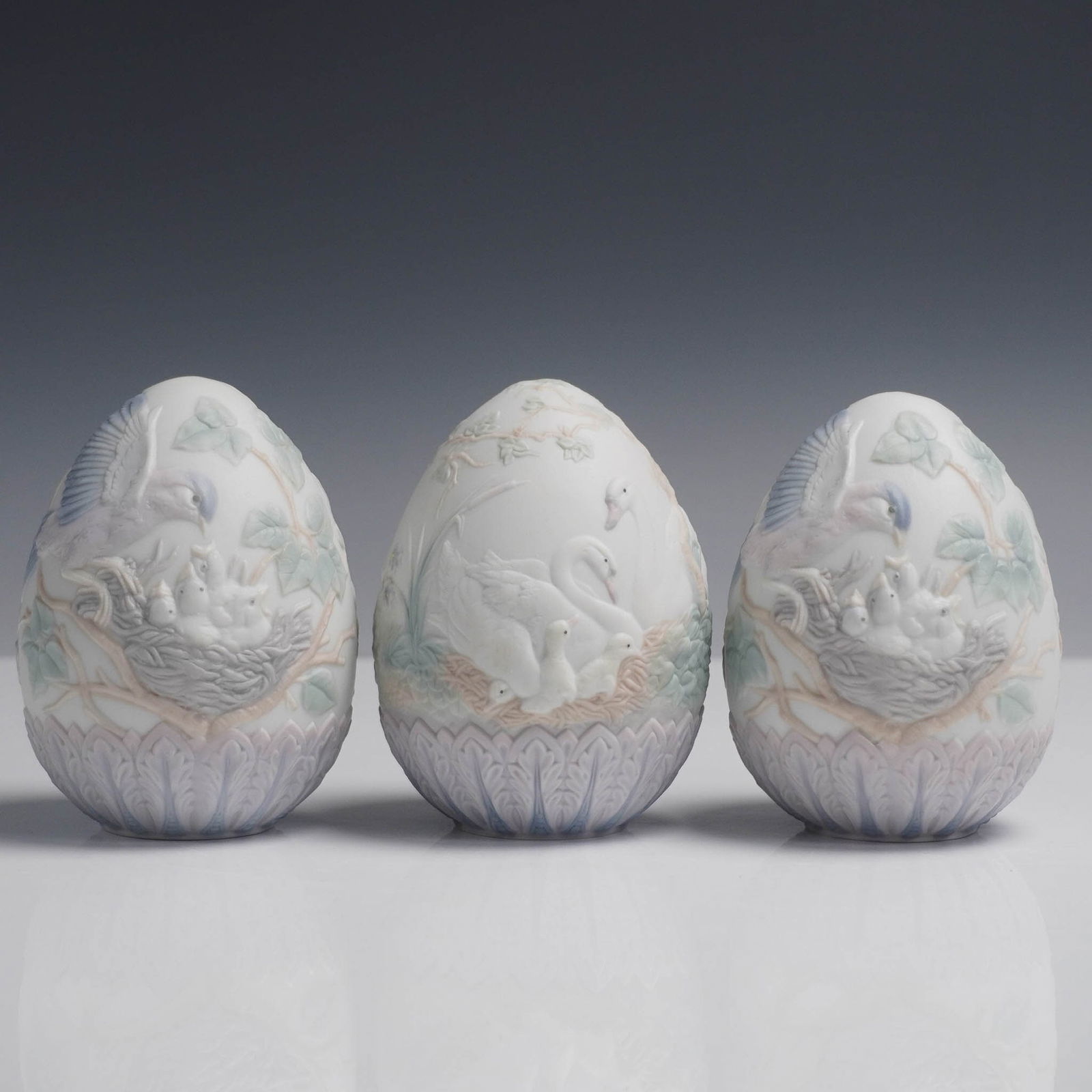 3pc Lladro Porcelain Egg Figurines with Original Boxes (1 of 4)