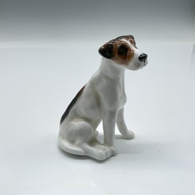 Royal Doulton Dog Figurine, American Foxhound K7