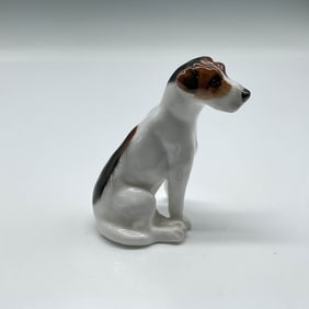 Royal Doulton Dog Figurine, American Foxhound K7