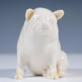Belleek Porcelain Figurine Smiling Pig