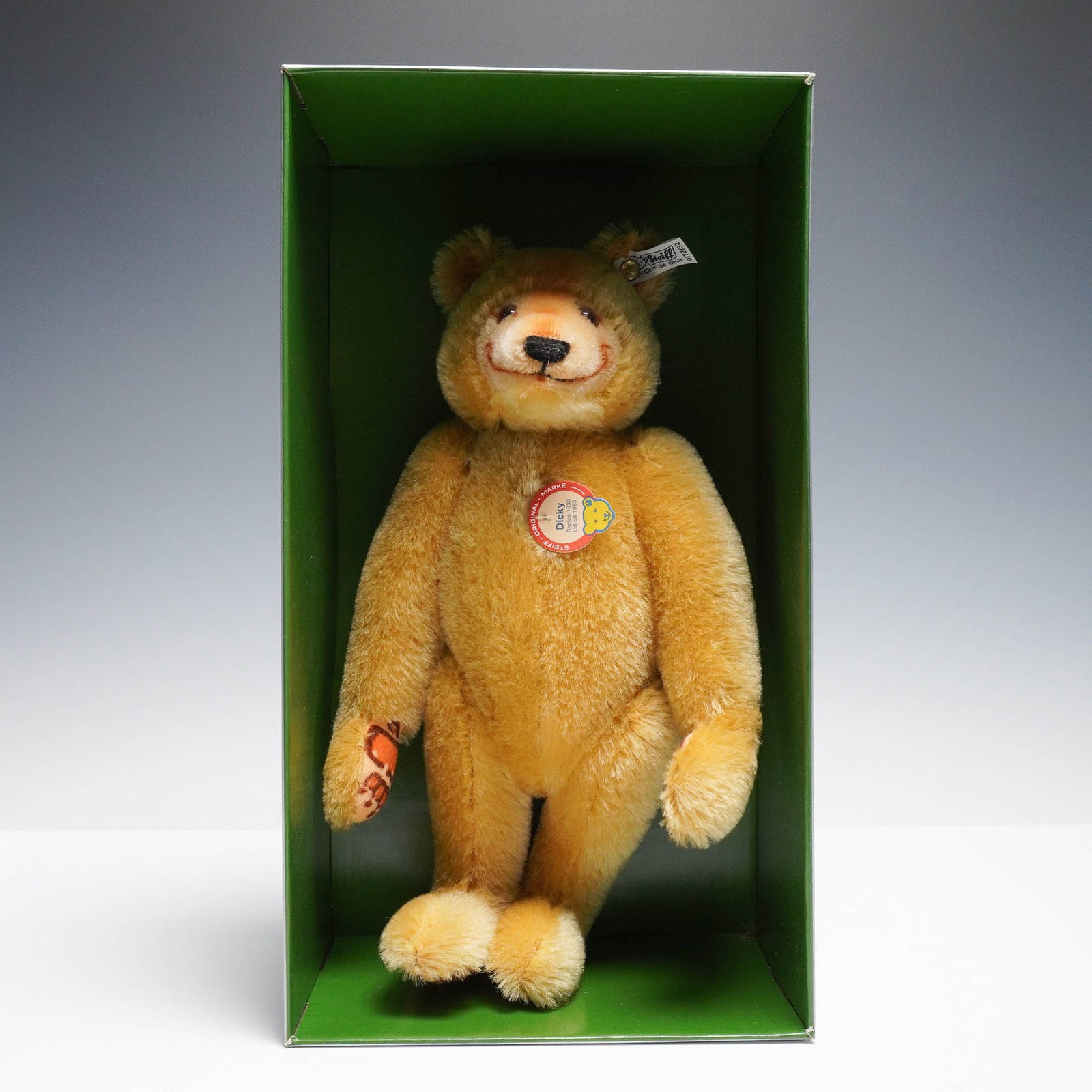 Steiff Dicky 1930 Replica Teddy Bear Limited Edition (1 of 5)