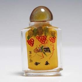 Chinese Reverse Painted Glass Snuff Bottle