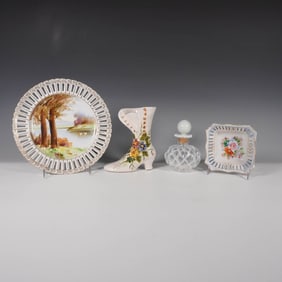 4pc Decorative Porcelain and Glass Vanity Set