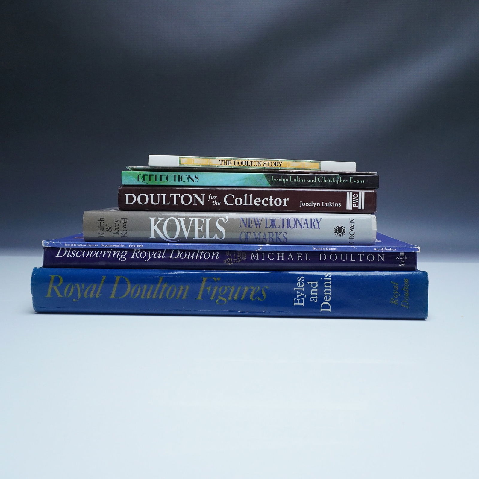 8 Royal Doulton and Collectible Ceramics Books (1 of 5)