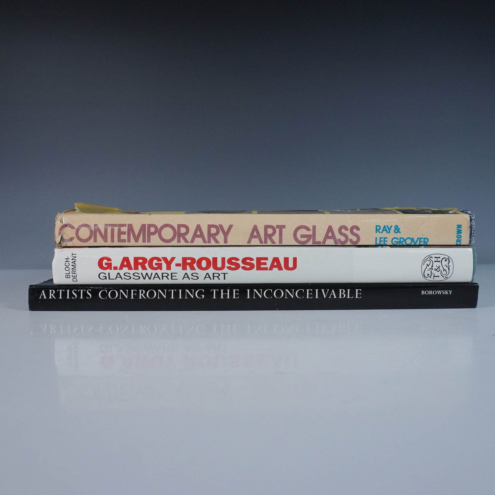 3pc Collection on Art Glass Books (1 of 8)