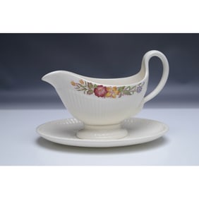 2pc Wedgwood Gravy Boat and Under Plate Meadow Edme