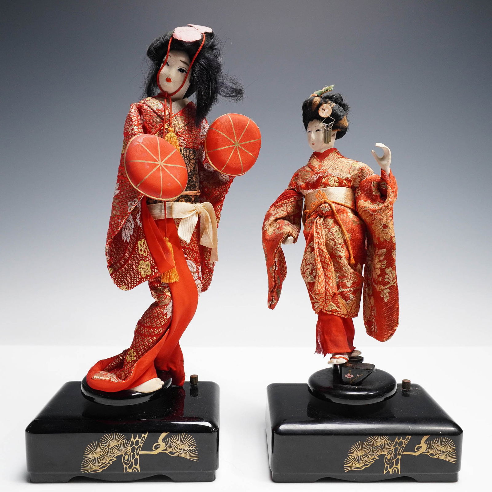 Two Japanese shunga figures around 1900, ivory carved in
