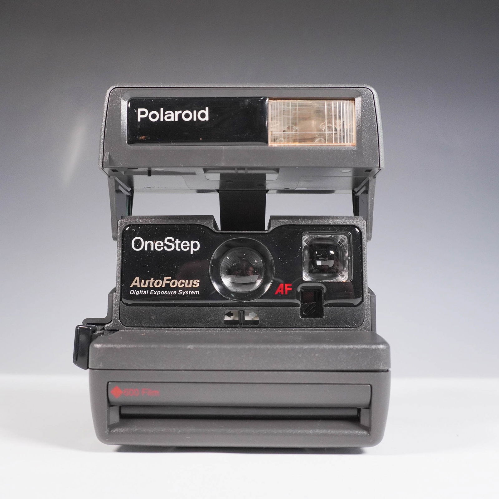 Polaroid OneStep AutoFocus 600 Instant Camera (1 of 6)
