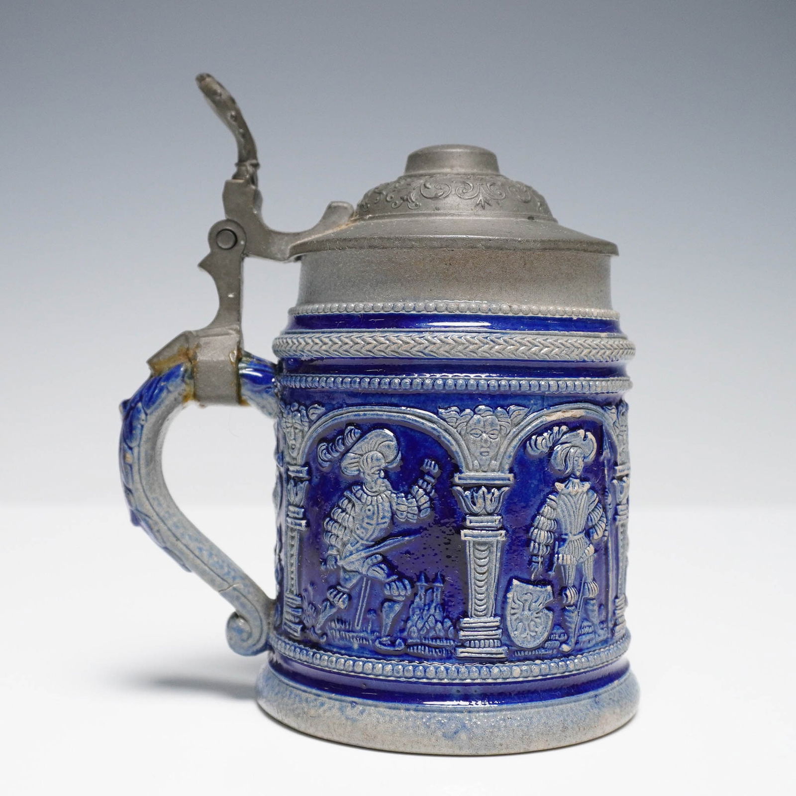 Blue Cobalt Relief Beer Stein (1 of 6)