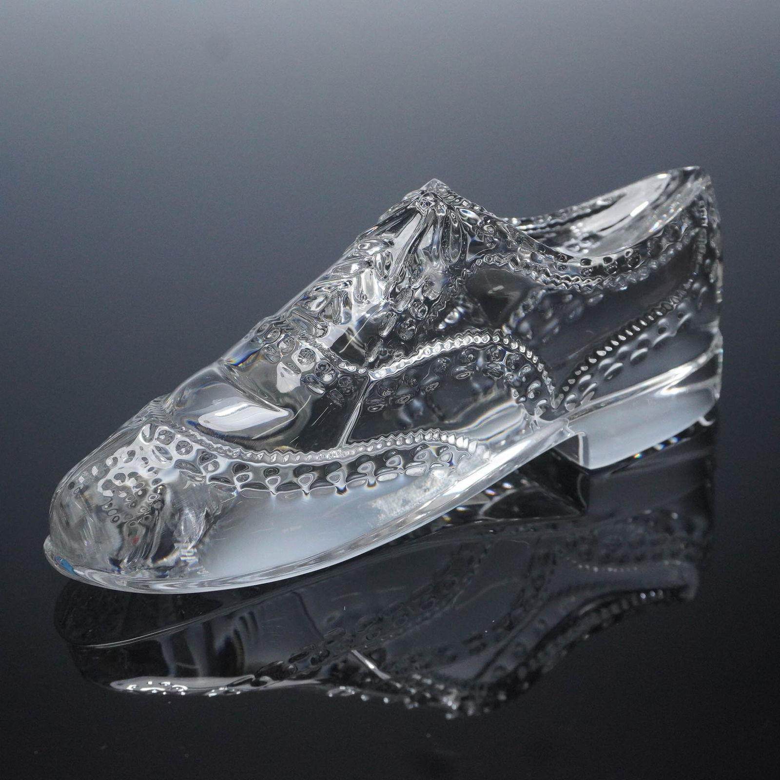 Ralph Lauren Full Lead Crystal Oxford Shoe Figurine (1 of 5)
