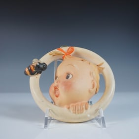 Goebel Hummel Wall Plaque, Ba-Bee
