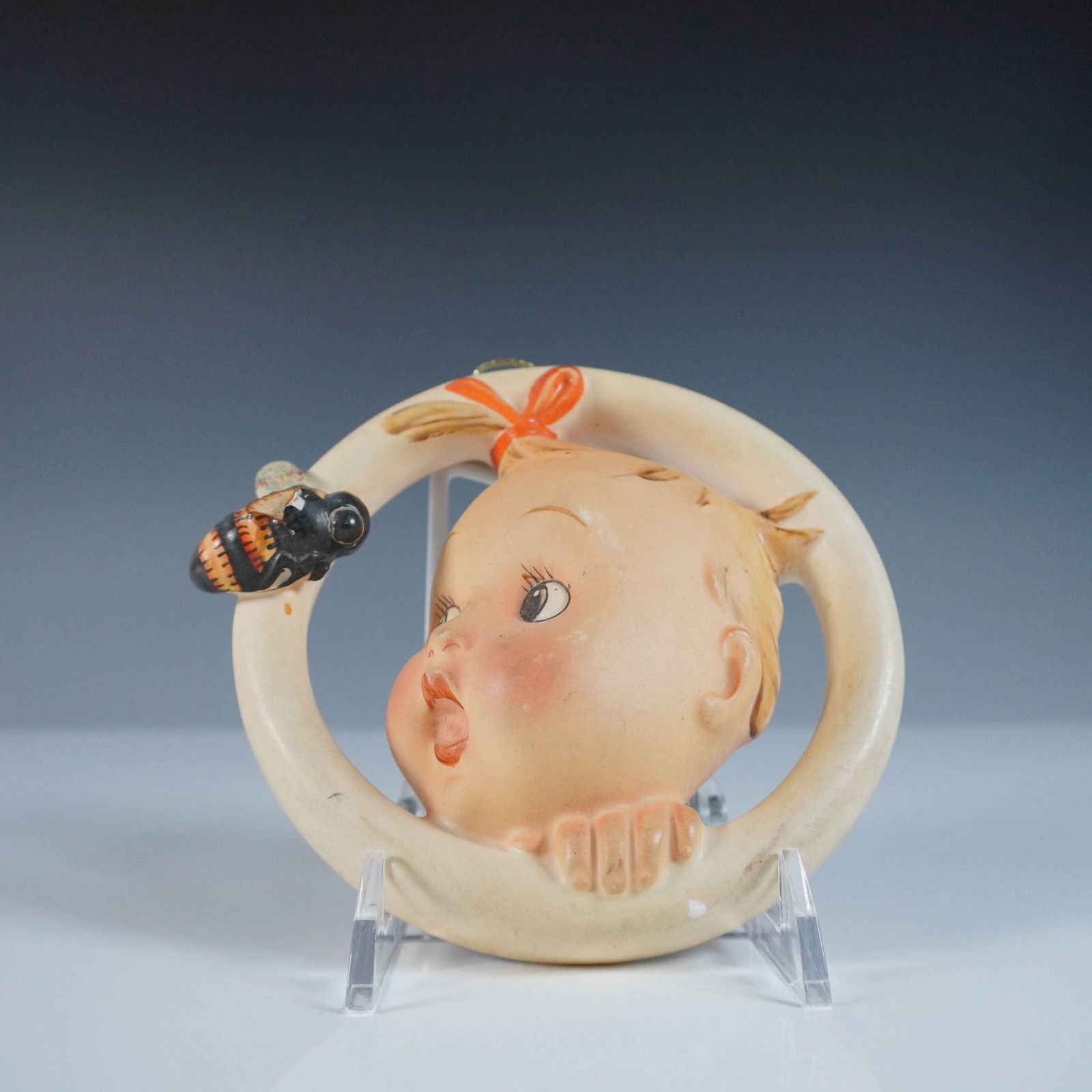 Goebel Hummel Wall Plaque, Ba-Bee (1 of 3)